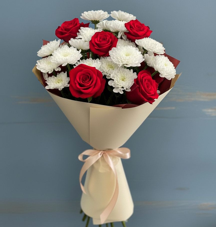 Букет цветов из: Розы и Хризантемы в Кировской