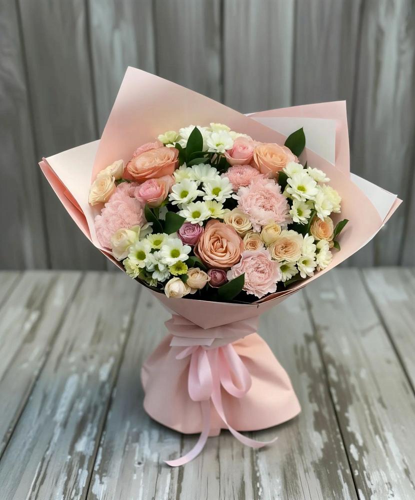 Букет цветов из: Гвоздики, Розы и Хризантемы в Кировской