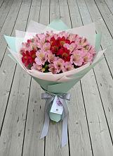 Букет цветов из:  Альстромерии в Кировской
