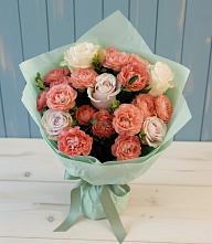 Букет цветов из:  Розы в Кировской