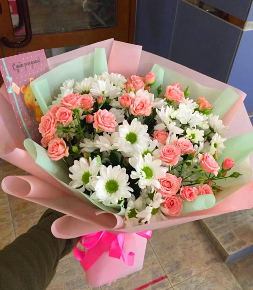 Букет цветов из: Розы и Хризантемы в Кировской