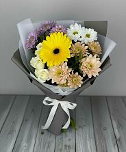 Букет цветов из:  Розы, Герберы и Хризантемы в Кировской