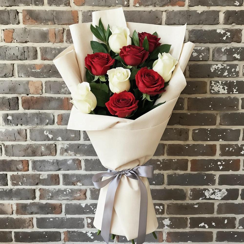 Букет цветов из: Розы в Кировской