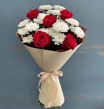 Букет цветов из:  Розы и Хризантемы в Кировской