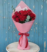 Букет цветов из:  Розы в Кировской