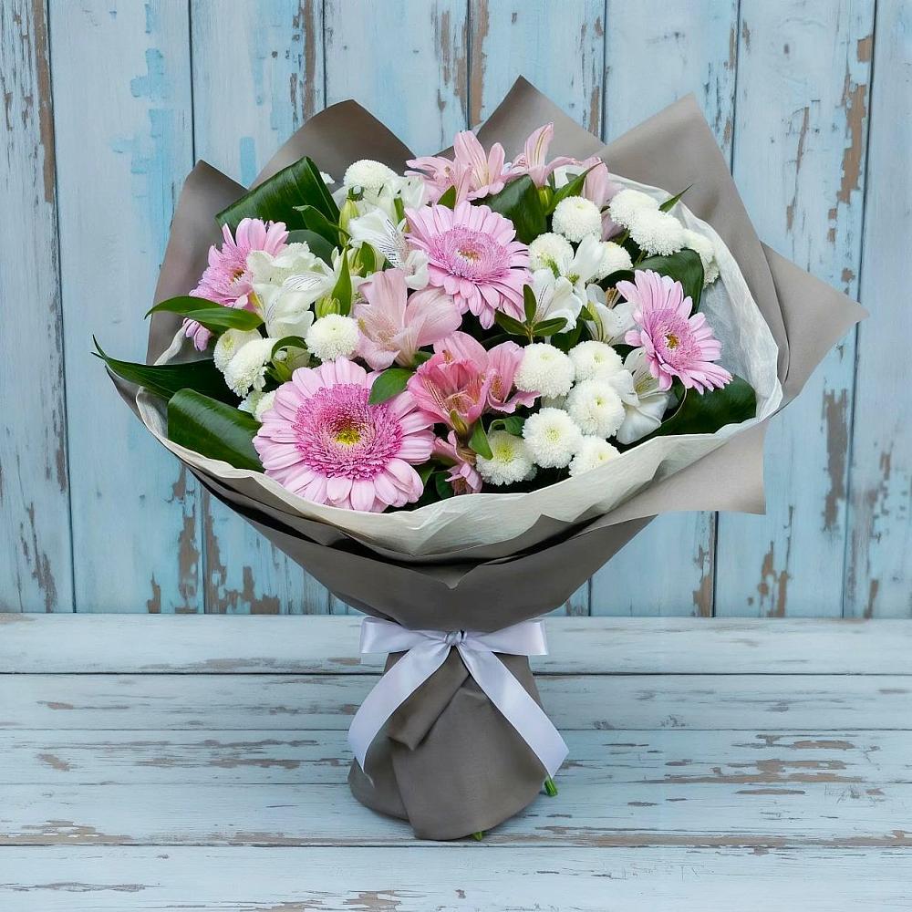 Букет цветов из: Герберы, Альстромерии и Хризантемы в Кировской