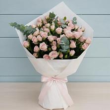 Букет цветов из:  Розы в Кировской