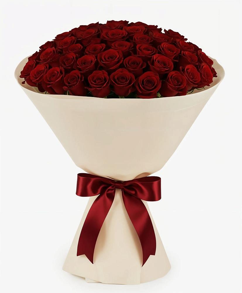 Букет 101 Бордовая роза Блэк Бакарра в Кировской