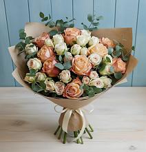 Букет цветов из:  Альстромерии и Розы #REPLACE_PRED# Кировской